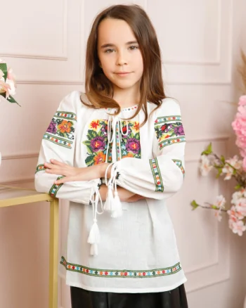 Ie traditionala alba pentru fetite cu motiv floral multicolor Olivia 01