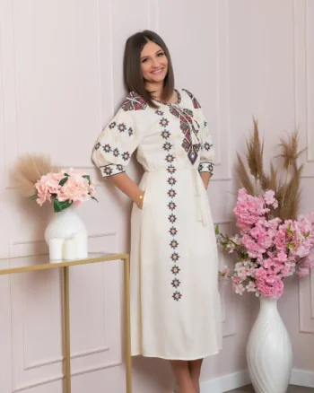 Rochie traditionala crem cu model geometric multicolor Viorela 02