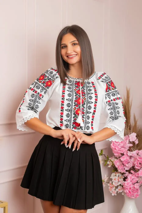Ie traditionala alba cu motiv floral rosu Adriela 02