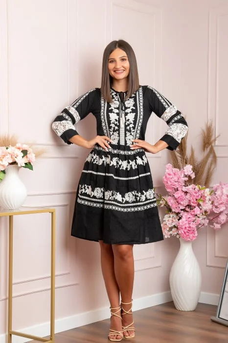 Rochie traditionala neagra cu model floral alb Ema 01