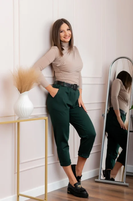 Pantaloni Jessie verzi cu croi lejer si talie elastica