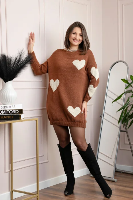 Pulover tip rochie Taylor cu inimioare aurii din fir lame - Maro