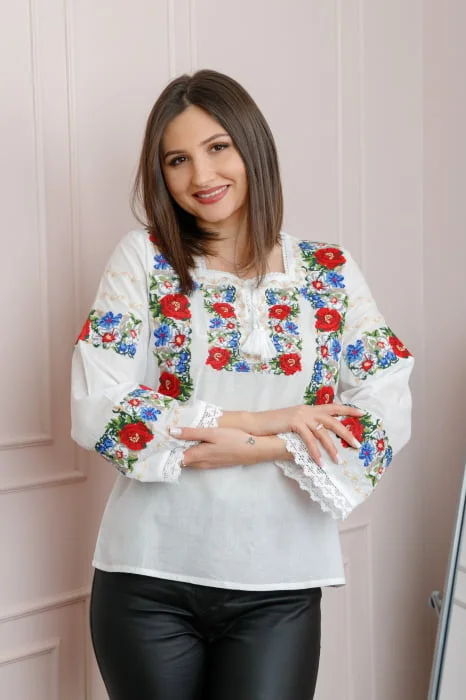 Bluza alba cu motiv floral multicolor Renata