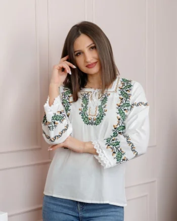Bluza alba cu motiv floral verde Teodora