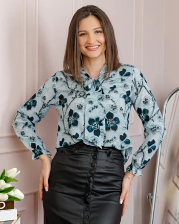 Bluza eleganta Nathalie cu funda la gat si imprimeu turcoaz si bleumarin