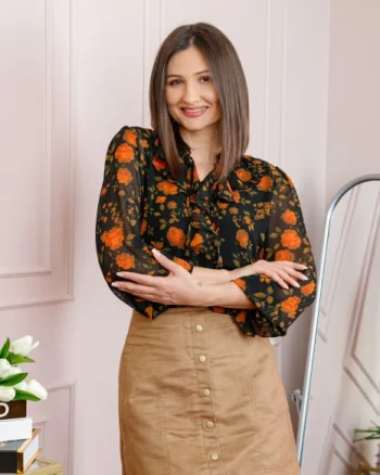 Bluza eleganta neagra Lucienne cu flori portocalii si jabou