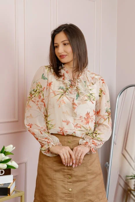 Bluza eleganta bej Lucienne cu imprimeu corai si jabou