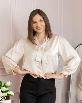 Bluza dama satinata bej champagne cu aplicatie tip cravata Yvonne