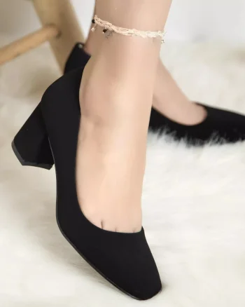 Pantofi cu toc olivia negru catifea