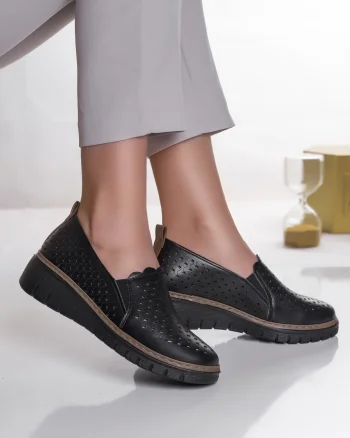 Pantofi dama casual negri din piele ecologica anda