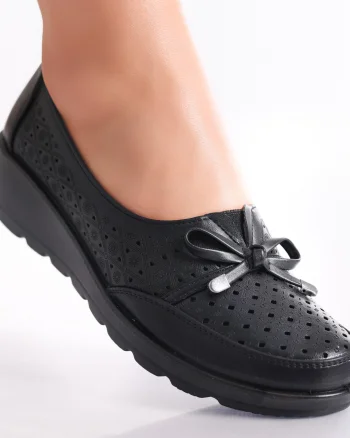 Pantofi dama Negri din Piele Ecologica Tania