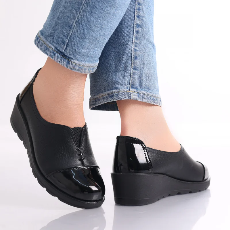 Pantofi dama casual Negri din Piele Ecologica Rosiri