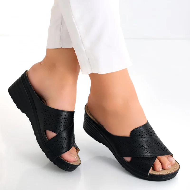 Papuci dama cu platforma Negri din Piele Ecologica Anya