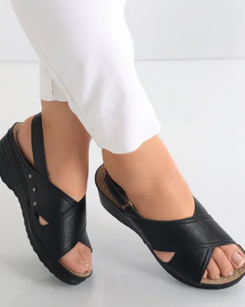 Sandale dama cu platforma Negre din Piele Ecologica Iopil