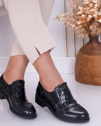 Pantofi dama casual Negri din Piele Ecologica Lacuita Luz