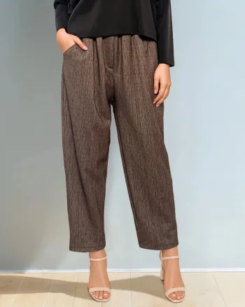 Pantaloni conici cu buzunare și pense maro - Unica S-L