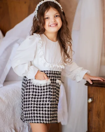 Rochie eleganta din stofa tweed si aplicatii din blana naturala - Thea