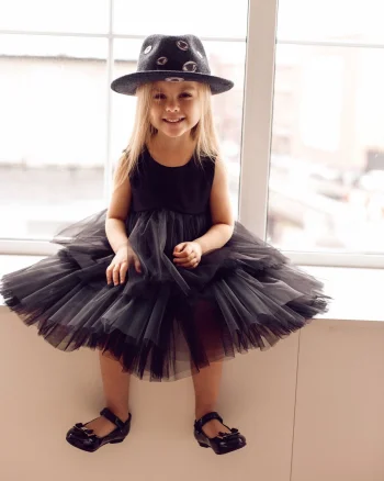 Rochie neagra cu volane din tulle pentru fete - Cindy