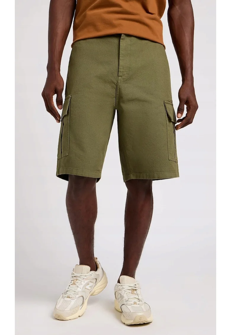 Pantaloni scurti cargo  verde oliv, croiala lejera, 100% bumbac
