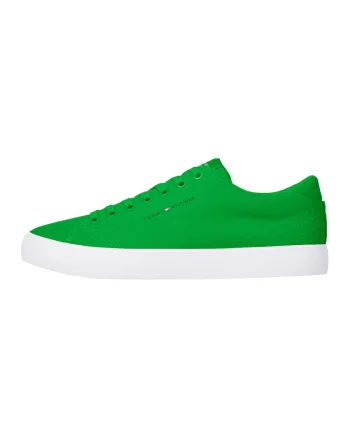 Tenisi cu logo, Verde