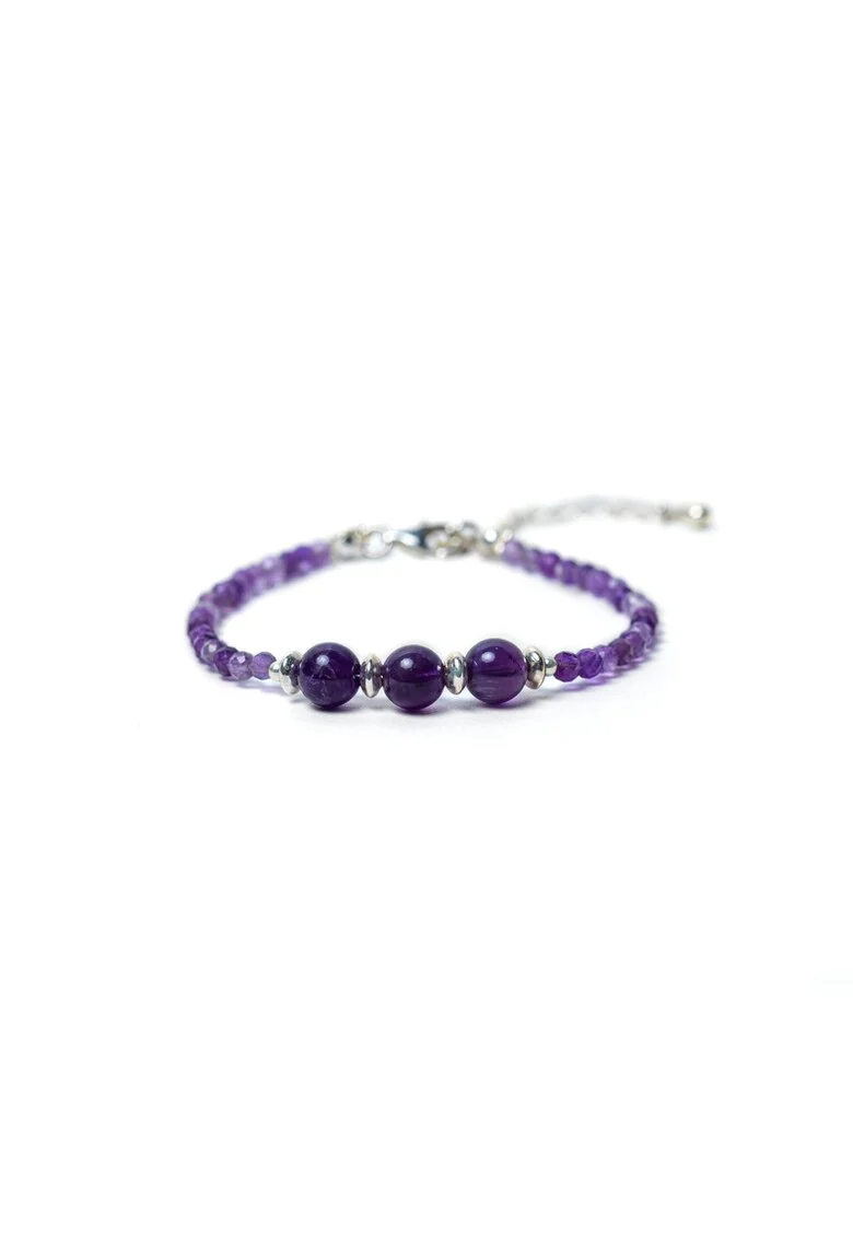 Bratara dama,  din pietre naturale de Ametist, inchidere si accesorii din argint 925