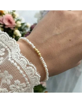 Bratara perle de cultura eleganta Hana cu accesorii din argint placat cu aur 925