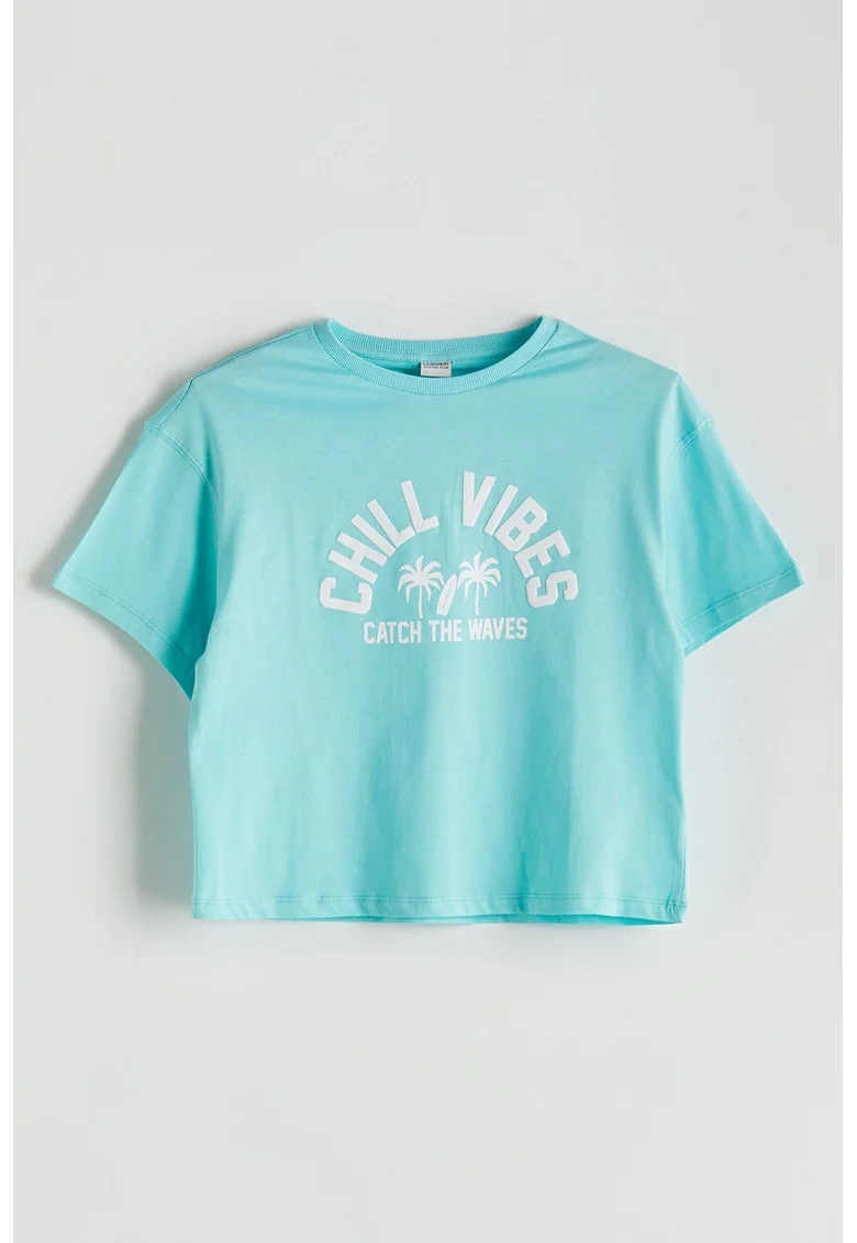 Tricou cu decolteu la baza gatului si text, Turcoaz