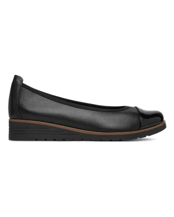 Balerini negri  din piele, Negru