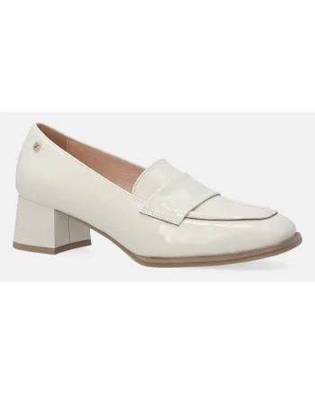 Pantofi loafers din piele lacuita uni