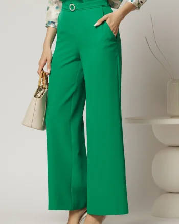 Pantaloni DY Fashion verzi cu croi evazat si catarama in talie