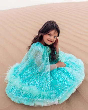 Rochie verde eleganta din dantela cu perle si fulgi naturali pentru fete - 7 ani - LIVRARE 24H