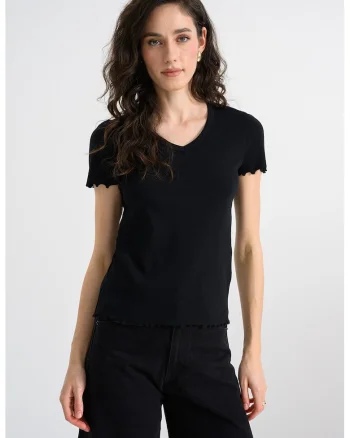 Tricou striat cu decolteu in V, Negru