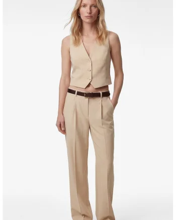 Pantaloni drepti cu pliuri si talie joasa, Bej deschis