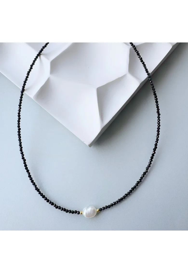 Colier din argint si pietre semipretioase Black Halo, Negru, Produsul este livrat in ambalaj personalizat.