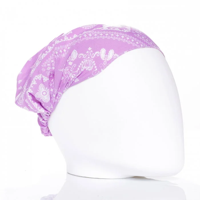 Bandana cu imprimeu alb pe fond lila si elastic la spate