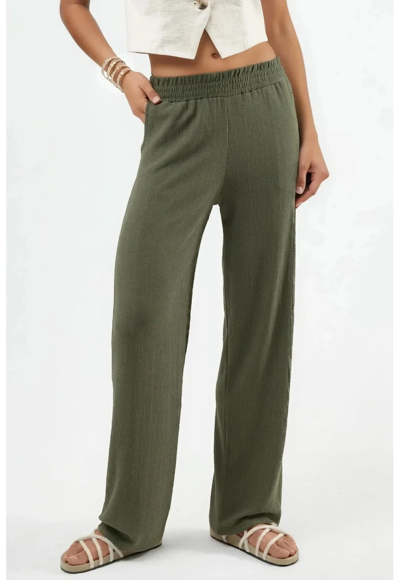 Pantaloni dama  Colectia Ellie, texturati, verde kaki, textil