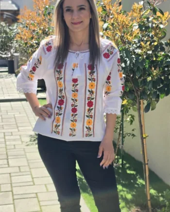 Ie Traditionala Adela
