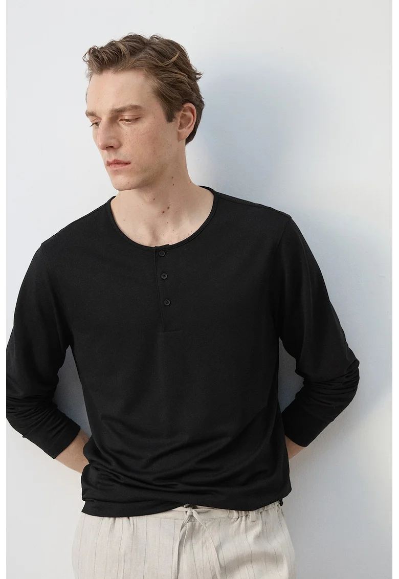Bluza cu fenta cu nasturi, Negru