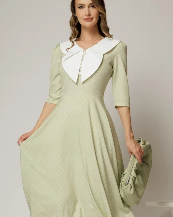 Rochie midi verde fistic cu buline si guler amplu croi clos