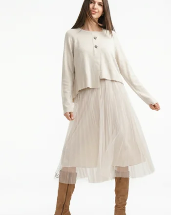 Rochie suprapusa din tulle  cu puloveras cu nasturi metalici, ivoire