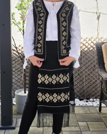 Costum Traditional Vesta si Fote Olguta 4