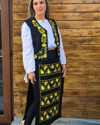 Costum Traditional Vesta si Fote Flori