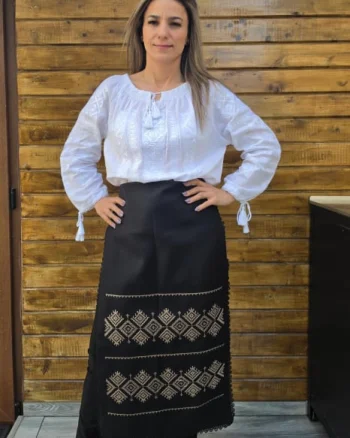 Fote brodate cu model traditional Olguta