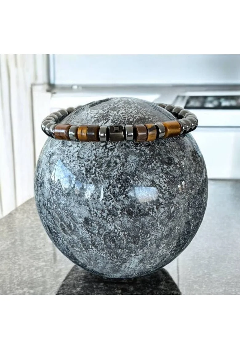 Bratara barbati handmade Amos din Hematit si Ochi de Tigru, ajustabila cu snur