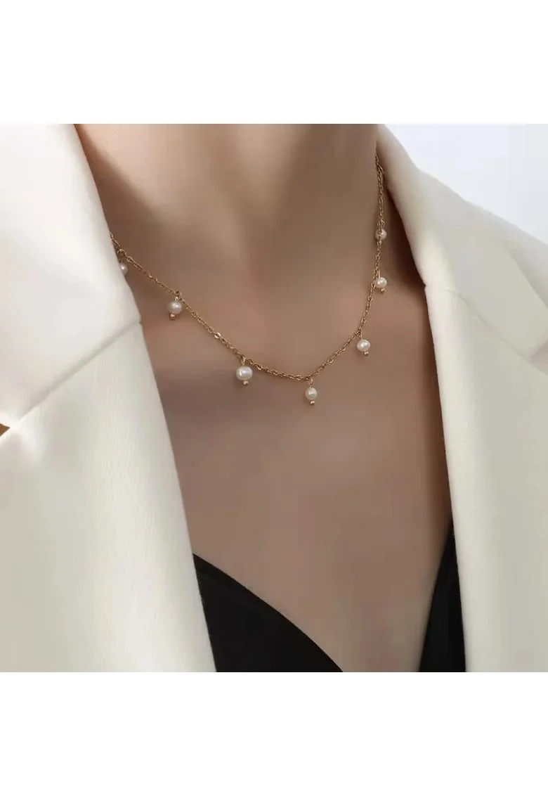 Colier tassel elegant din otel inoxidabil placat cu aur si perle Lia