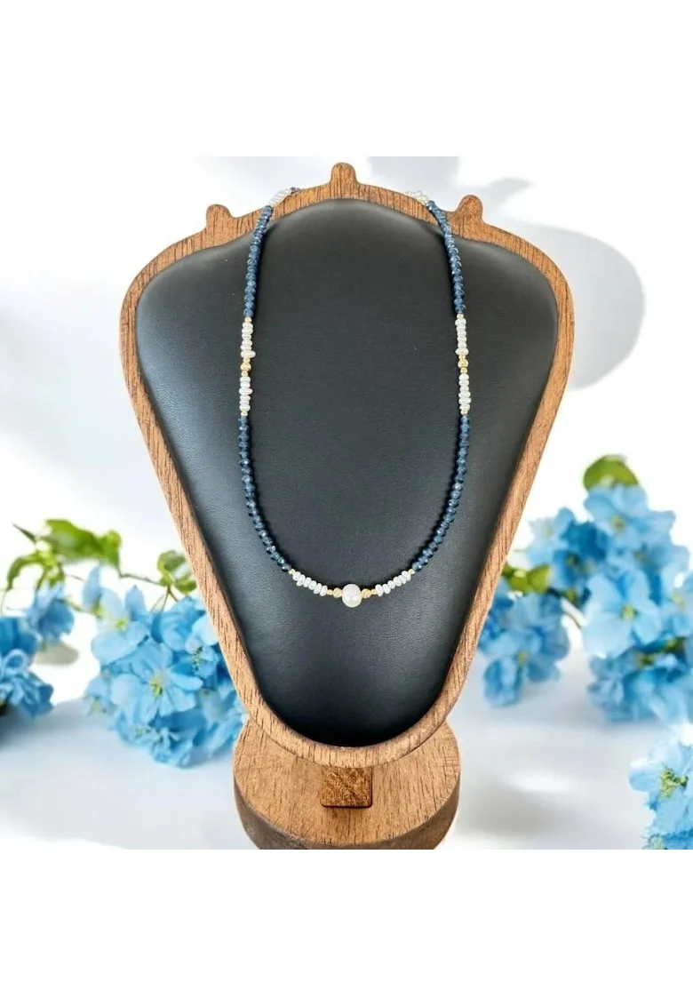 Colier handmade Indira din safir si perle naturale cu argint placat cu aur