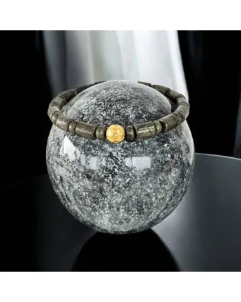 Bratara snur barbati Alger din Pirita cu charm din inox placat auriu