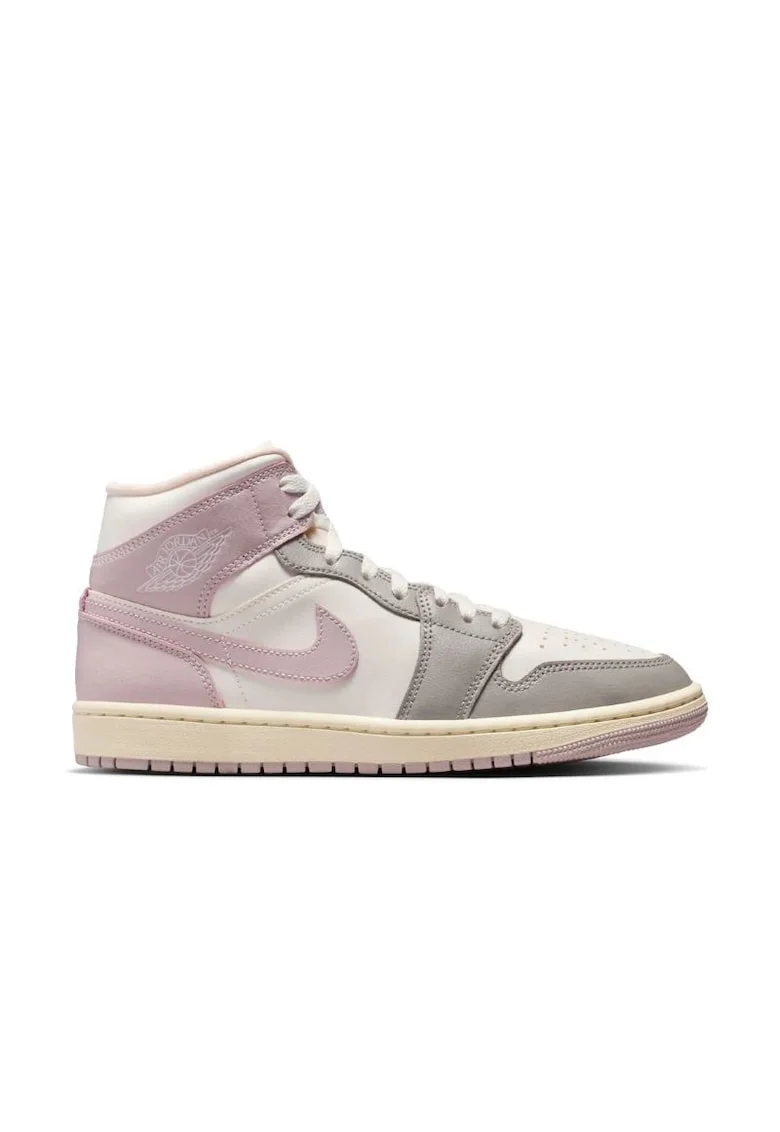 Pantofi sport dama  WMNS AIR JORDAN 1 MID, Piele ecologica, Alb,