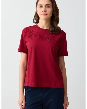 Tricou cu detaliu perforat, Rosu