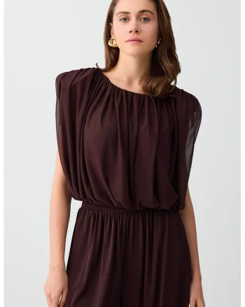 Bluza lejera, Maro pamantiu